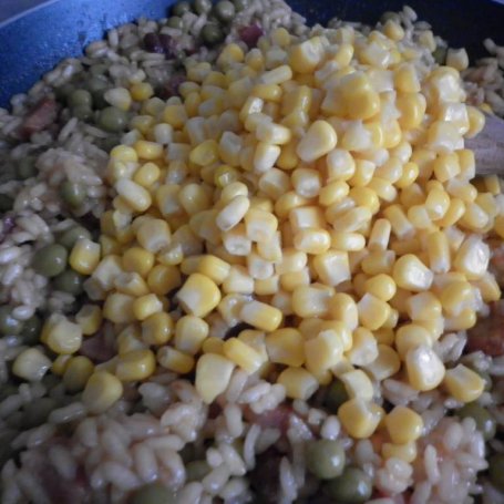 Krok 6 - Risotto z serem feta na surowym boczku. foto