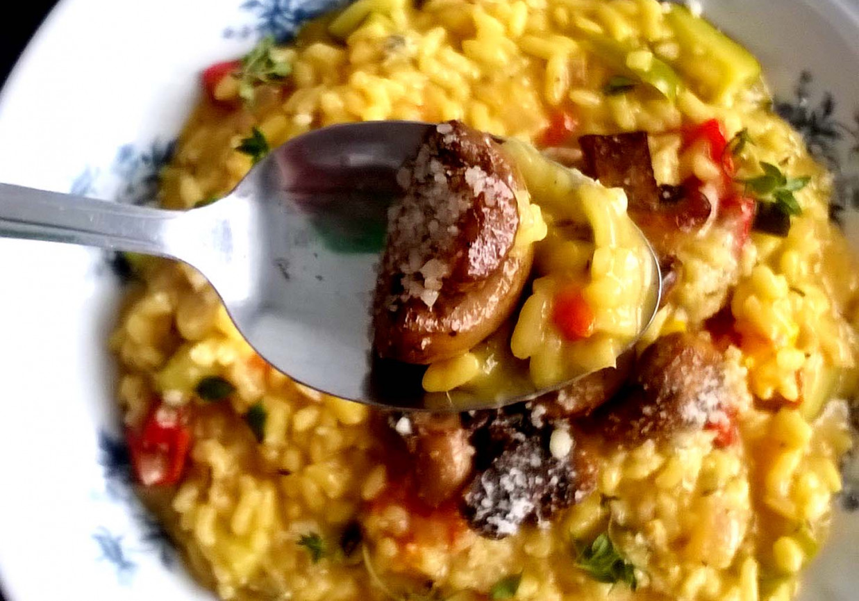 risotto z warzywami, serem i pieczarkami DoradcaSmaku.pl