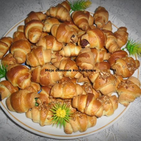 Krok 4 - Rogaliki półfrancuskie drożdżowe foto