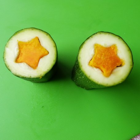 Krok 3 - Rolada drobiowa z cukinią i dynią foto