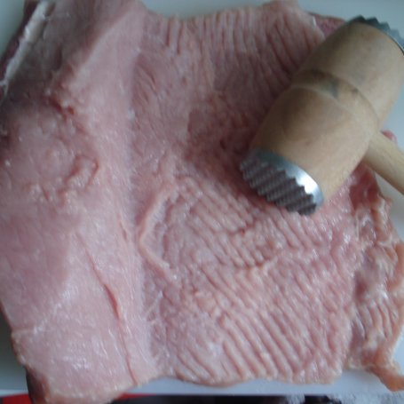 Krok 7 - Rolada schabowa faszerowan boczkiem i pieczarkami foto