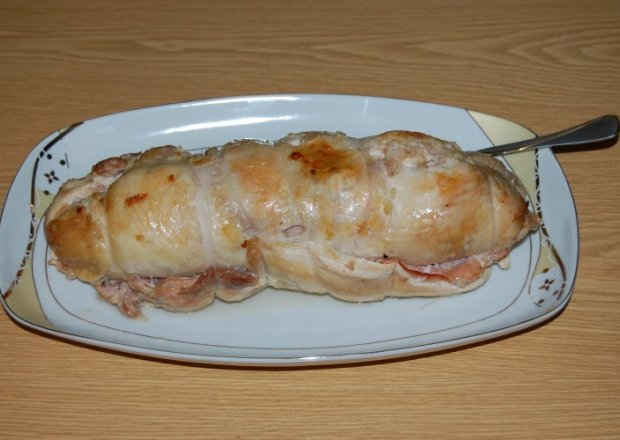 Fotografia przedstawiająca Rolada z kurczaka