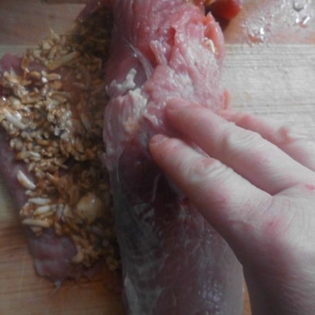 Krok 4 - Rolada z szynki z pieczarkowym nadzieniem. foto