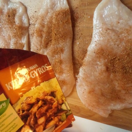 Krok 1 - Roladki drobiowe z fasolką i Parmezanem :) foto