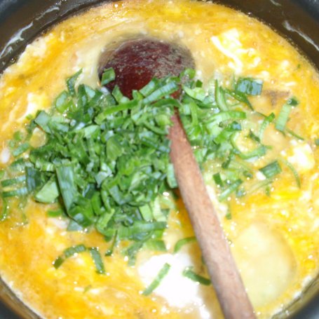 Krok 2 - Roladki drobiowe z jajecznicą i serem. foto