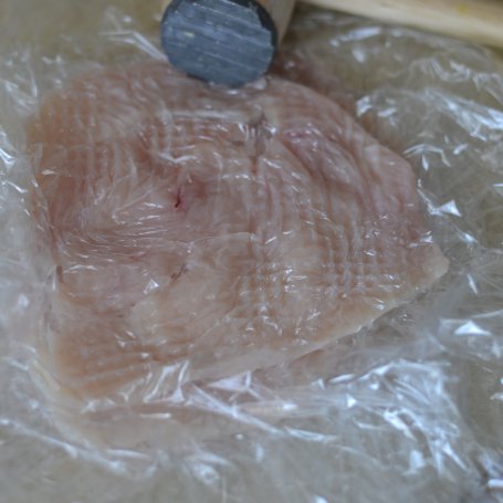Krok 1 - Roladki drobiowe z serem, ketchupem i szczypiorkiem foto