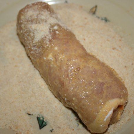 Krok 4 - Roladki schabowe z kiełbasą foto