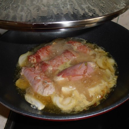 Krok 3 - Roladki schabowe z morelą i szynką parmeńską foto