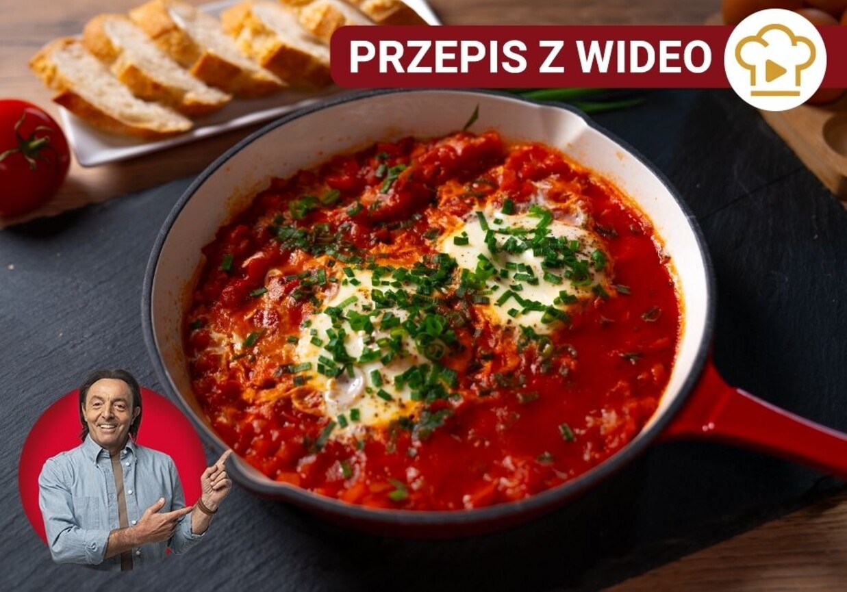 Szakszuka ze szczypiorkiem foto