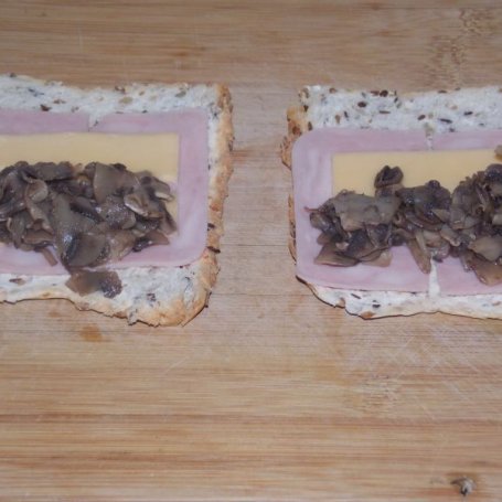 Krok 4 - Roladki – tosty z piekarnika  foto