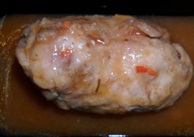 Fotografia przedstawiająca Roladki wieprzowe w sosie paprykowym