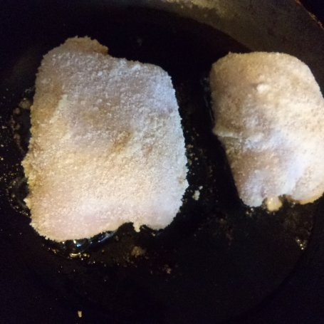 Krok 6 - Roladki z fileta wypenione Mozzarellą i Presunto fatiado-szynką surowa dojrzewającą 9 miesięcy :) foto