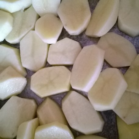 Krok 4 - Roladki z filetowanych udek kurczaka zapiekane w warzywach foto
