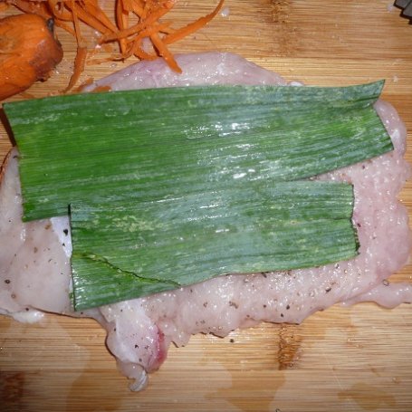 Krok 1 - Roladki z kabanosem foto