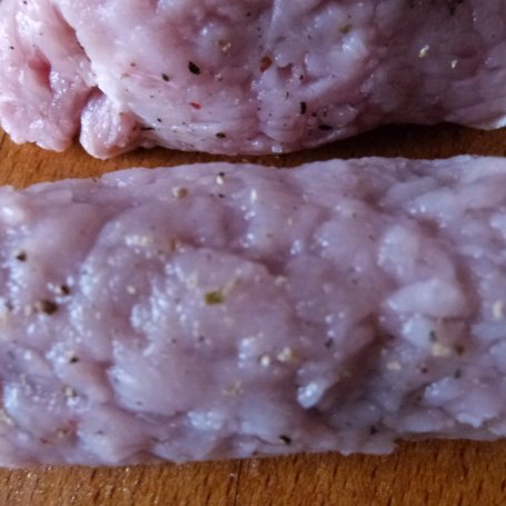 Krok 4 - Roladki z kaszanką i kiszonym ogórkiem foto