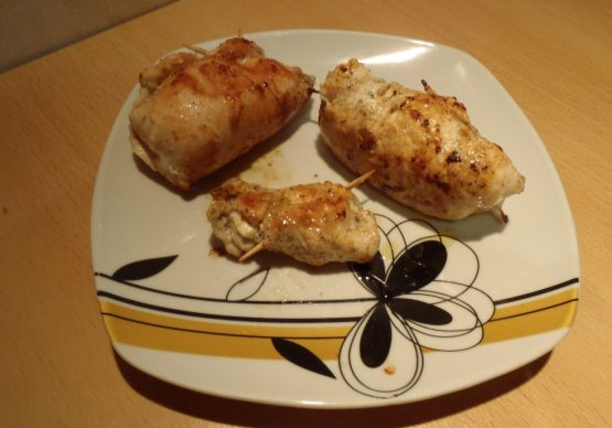 Roladki z kurczaka z serem feta foto