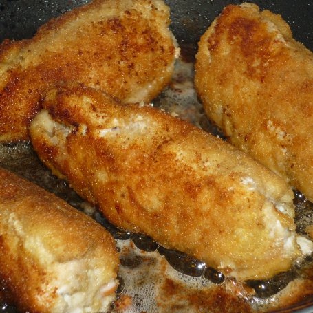 Krok 3 - Roladki z kurczaka z serem i szynką foto