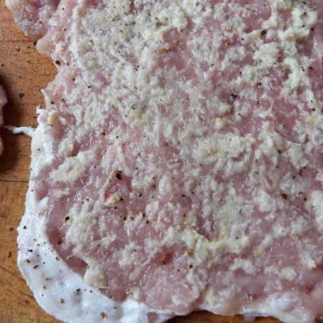Krok 2 - Roladki z papryką i szparagami foto