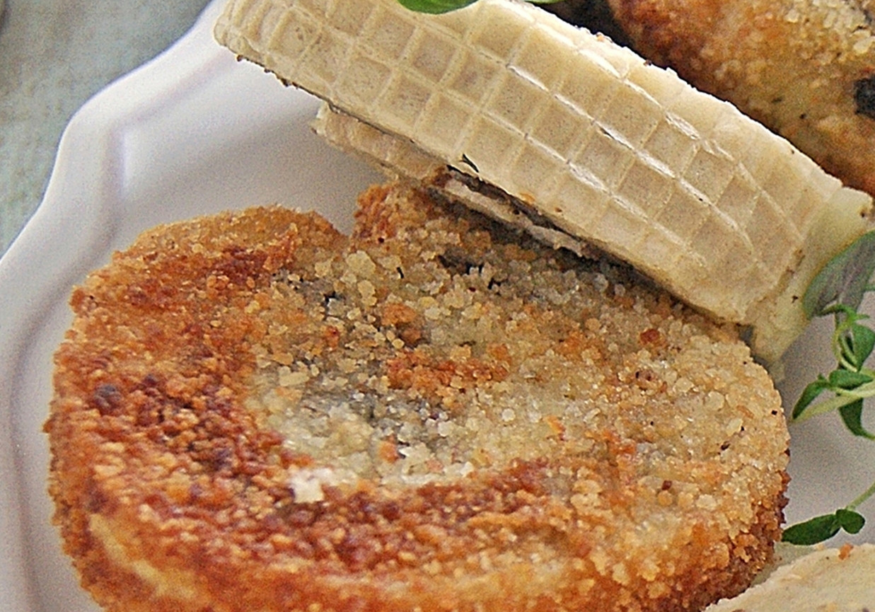 Roladkowe krążki w waflu (ziemniaczano – pieczarkowe) foto