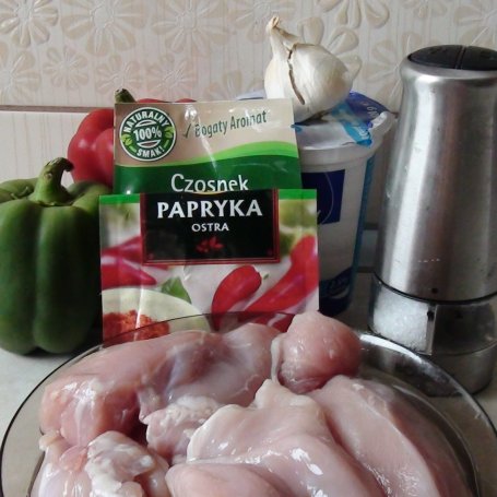Krok 1 - Rolady paprykowe z piersi z kurczaka foto