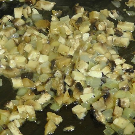 Krok 1 - Rolady schabowe z pieczarkami i serem foto