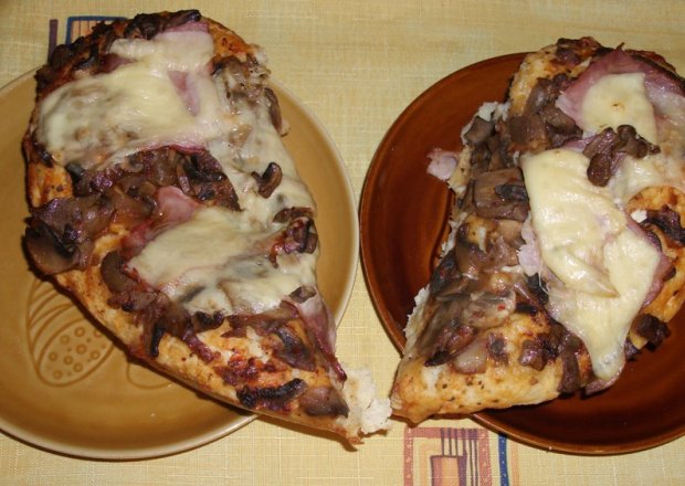 Fotografia przedstawiająca Romantyczna pizza