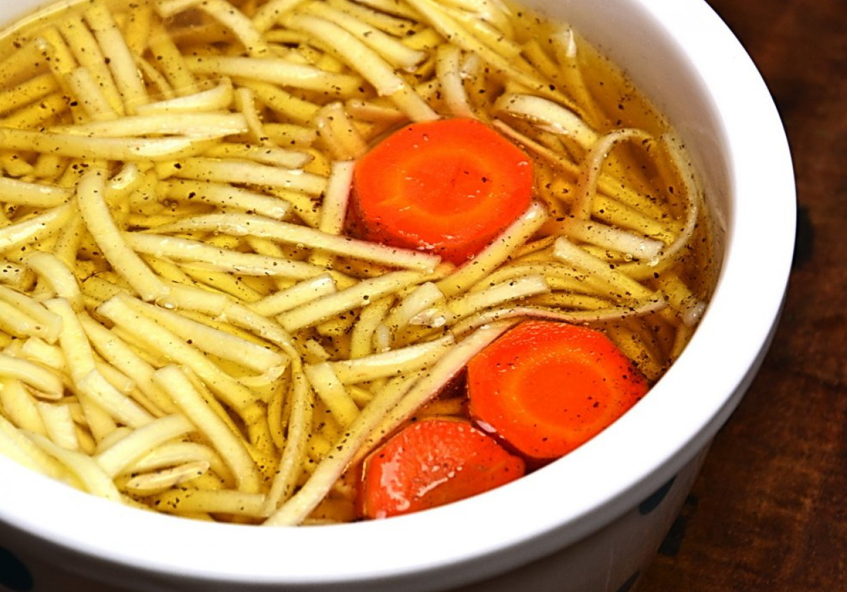 Rosół z kaczki i wołowiny foto