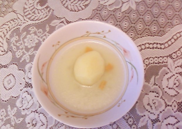 Fotografia przedstawiająca Rosół z ziemniakami