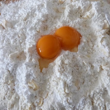 Krok 1 - Róże z masłem kokosowym foto