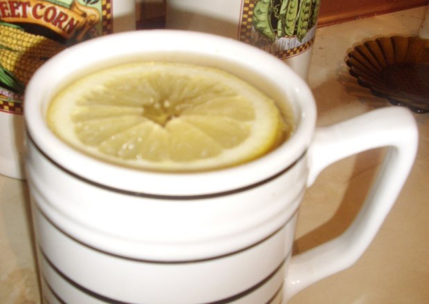 Fotografia przedstawiająca rozgrzewająca herbatka