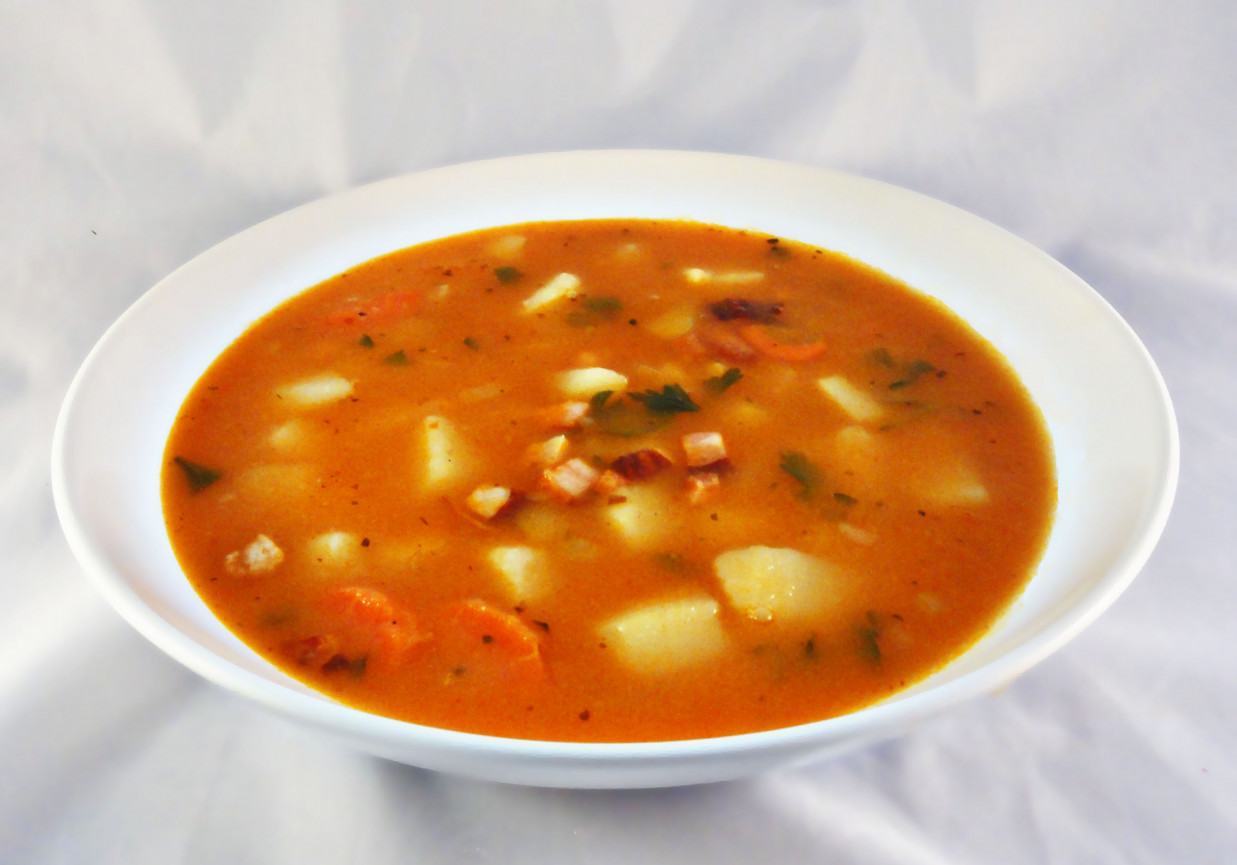 Rozgrzewająca zupa fasolowa foto