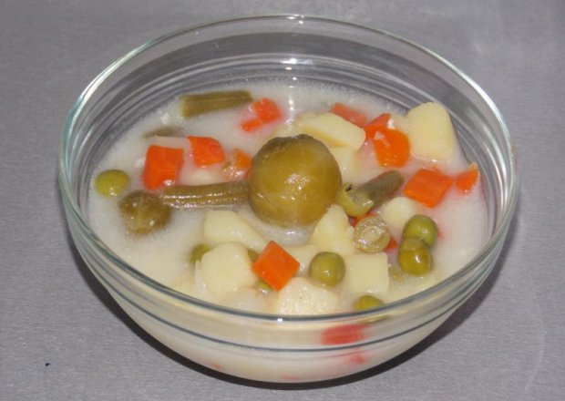 Fotografia przedstawiająca Rozgrzewająca zupa jarzynowa