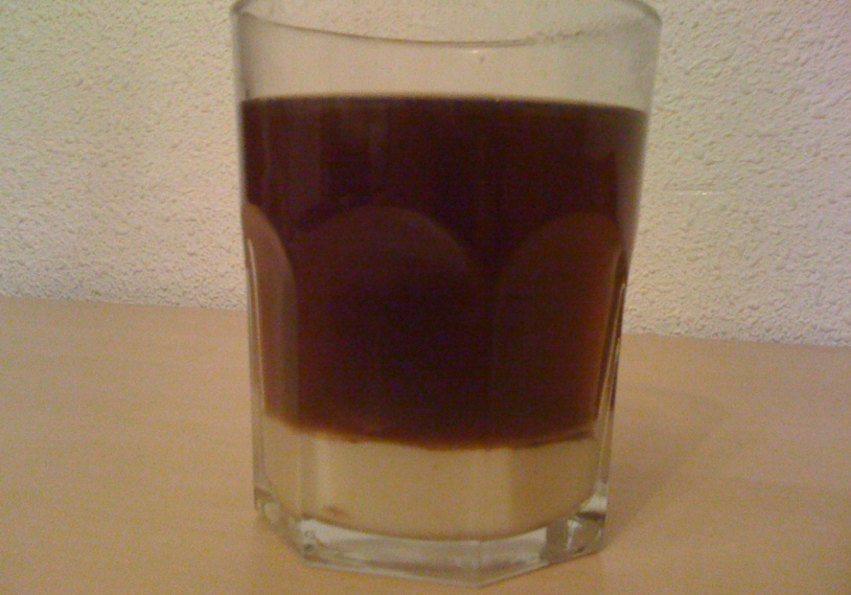 Rozgrzewający napój kawowy z whisky foto