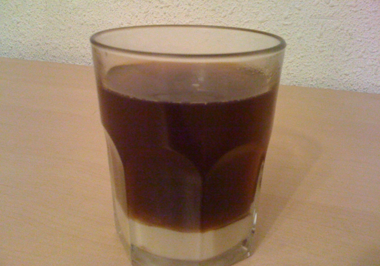 Rozgrzewający napój kawowy z whisky foto