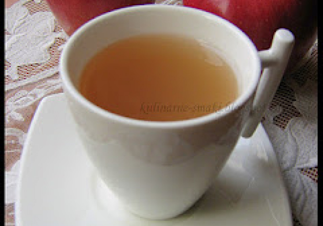 Rozgrzewjąca herbata jabłkowa foto