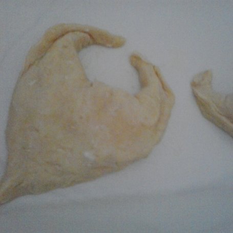 Krok 5 - rożki krucho-drożdżowe foto