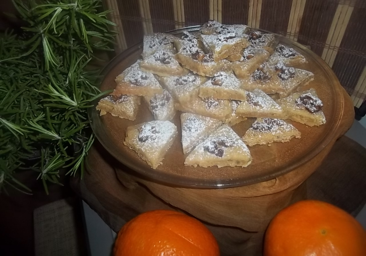 Rozmarynowe ciasteczka z karmelizowanymi orzechami foto