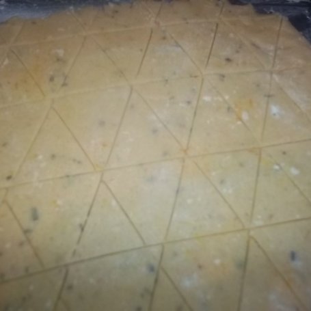 Krok 9 - Rozmarynowe ciasteczka z karmelizowanymi orzechami foto