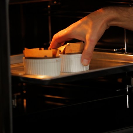 Krok 7 - Różne smakołyki: Doradca Smaku, odc. 5: Fondant czekoladowy z ostrą papryką foto