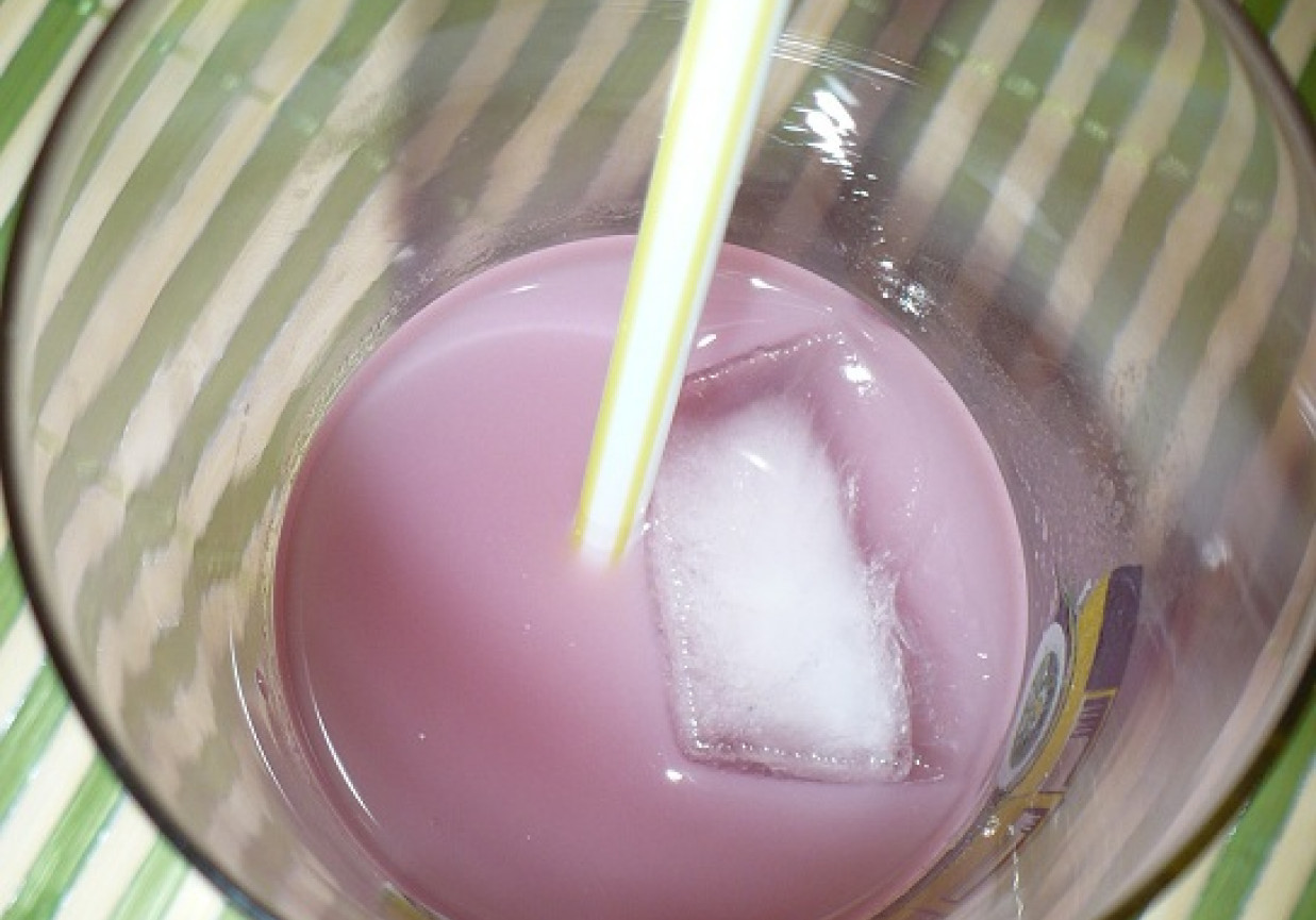 Różowiutki drink foto