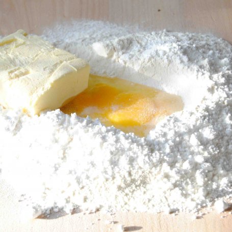 Krok 1 - Rustykalna tarta czereśniowo- czekoladowa foto