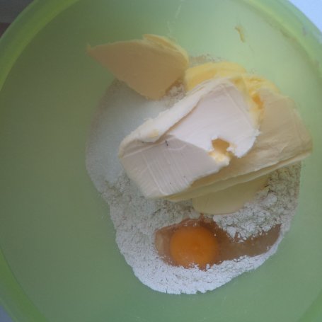 Krok 1 - Rustykalna tarta z brzoskwiniami :) foto