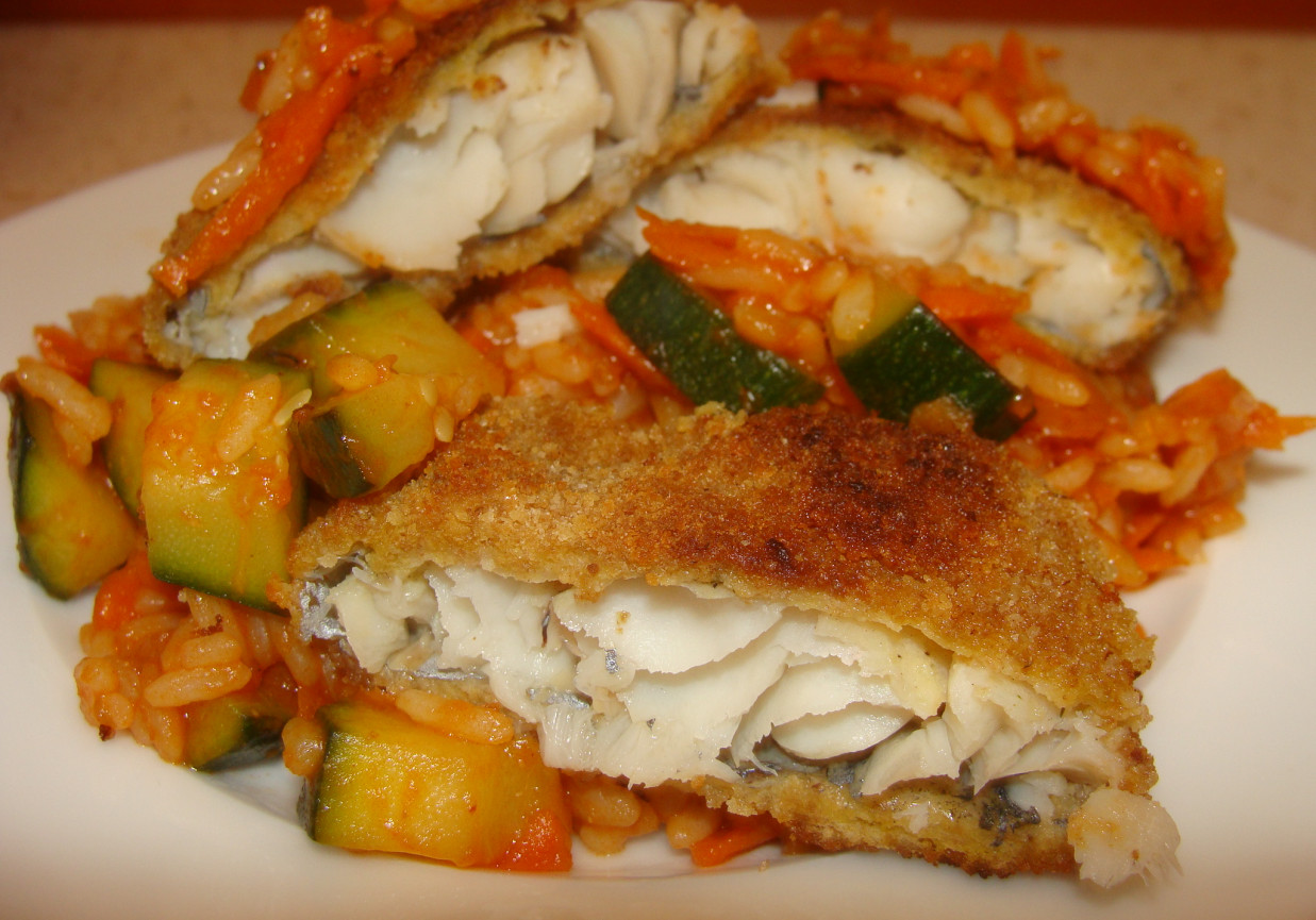 Ryba z cukinią i marchewką foto