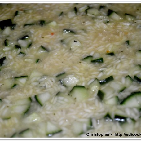 Krok 4 - Rybka z ryżem ogórkowym. foto