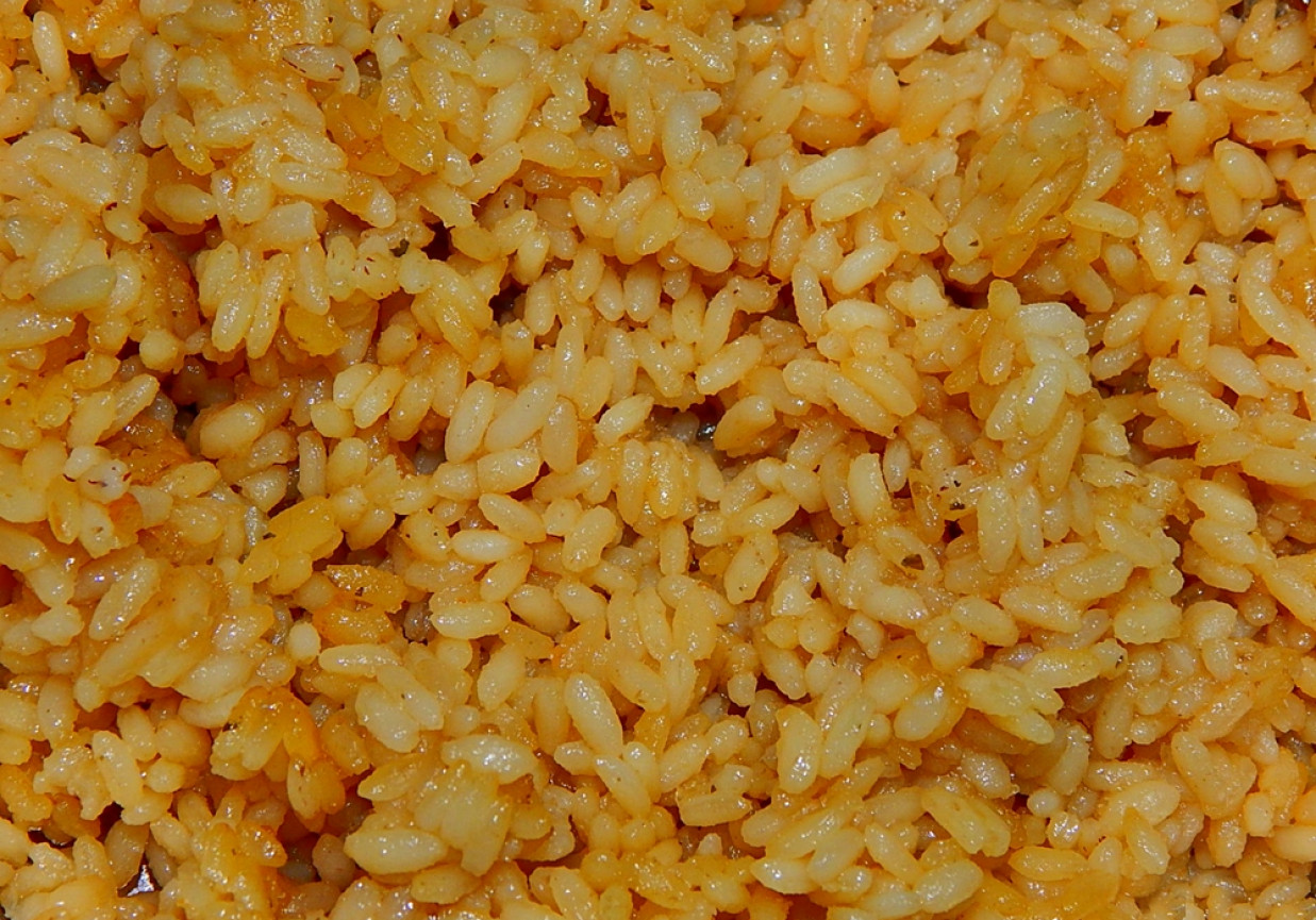 Ryż curry na rosole wołowym foto