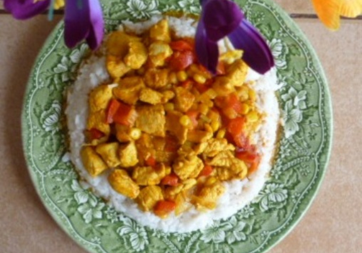 Ryż curry z kurczakiem foto