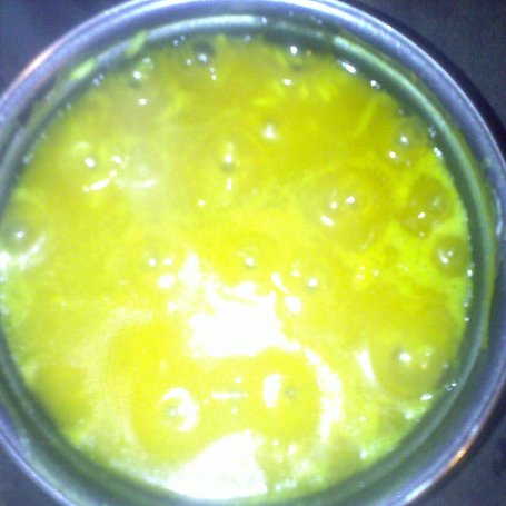Krok 1 - ryż curry z sosem pomidorowym foto
