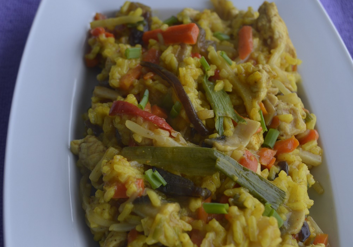 Ryż curry z warzywami foto