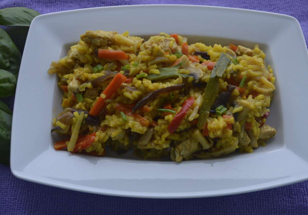 Ryż curry z warzywami foto