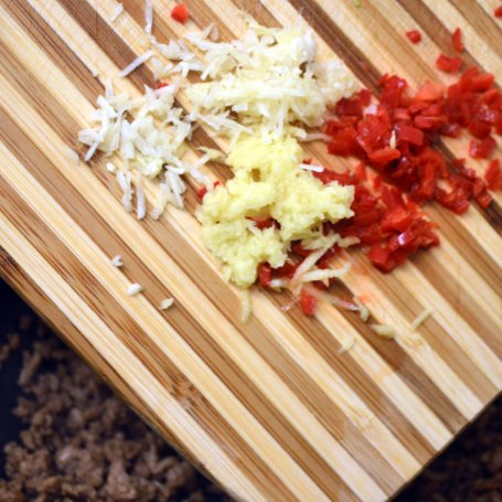 Krok 4 - Ryż jaśminowy z mięsem mielonym i fasolką szparagową foto